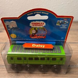 THOMAS & FRIENDS Wooden Railway *Daisy*  2004 *COLLECTOR CARD* NIB LC99016